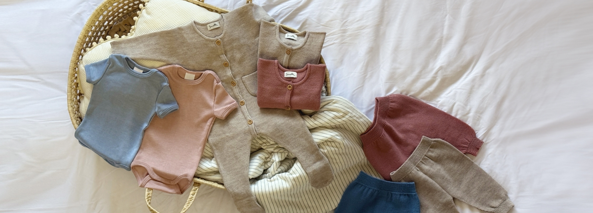 Babykleidung, Outfit-Set, Strickcardigan, Body/Strampler, Overall, Baby Kleidung, Einteilige Strampler, strick cardigan, weiche Baumwolle, neutrale Farben