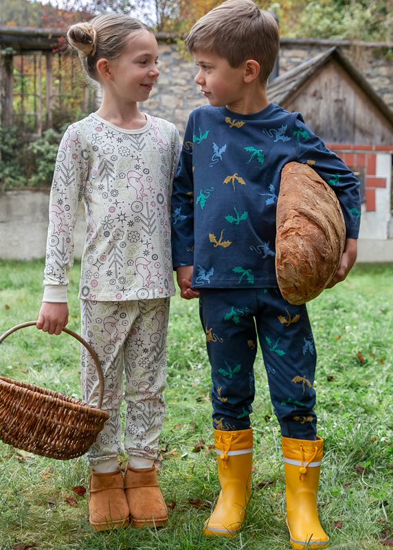 Kinder-Pyjama, Latzhose, Weihnachtliches Muster, Gekleidet, Hausjacke